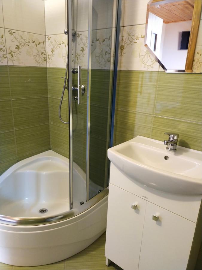 ホテル Wzgorze Baranow Odargowo エクステリア 写真