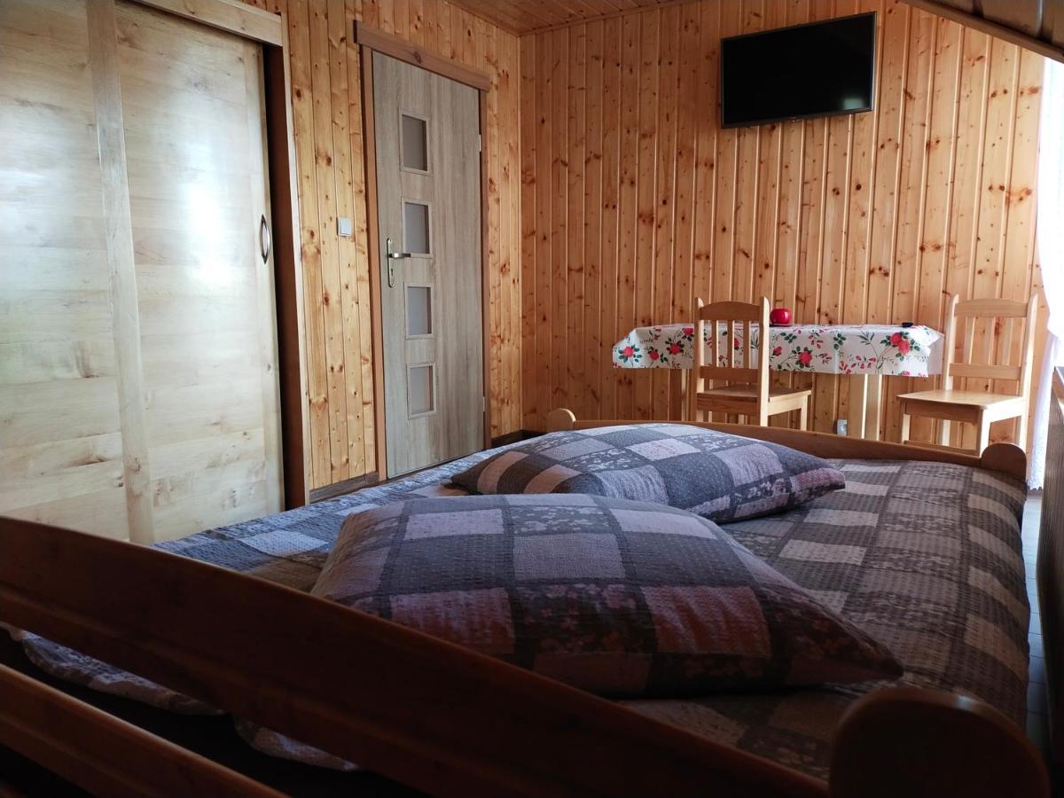 ホテル Wzgorze Baranow Odargowo エクステリア 写真